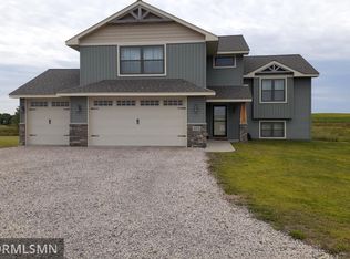 1653 101st Ave, Hammond, WI 54015