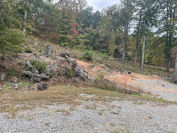 2nd image of 236 Westwood Dr