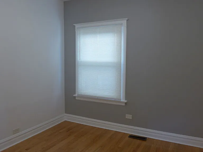 136 Elgin Ave — Photo 47