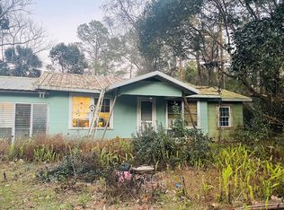 2001A Bluff Rd, Apalachicola, FL 32320