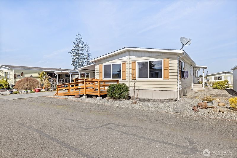 2nd image of 55 Juniper Mobile Estates