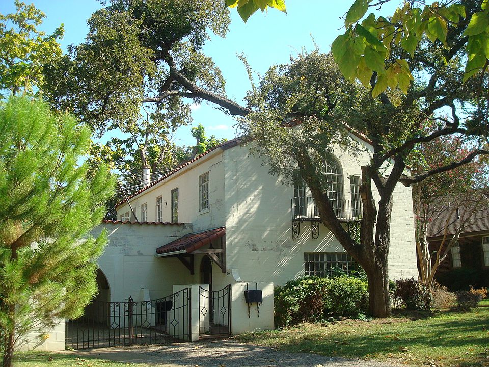 1st image of 1846 Mayflower Dr