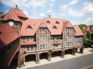 1 Station Sq APT 404, Forest Hills, NY
