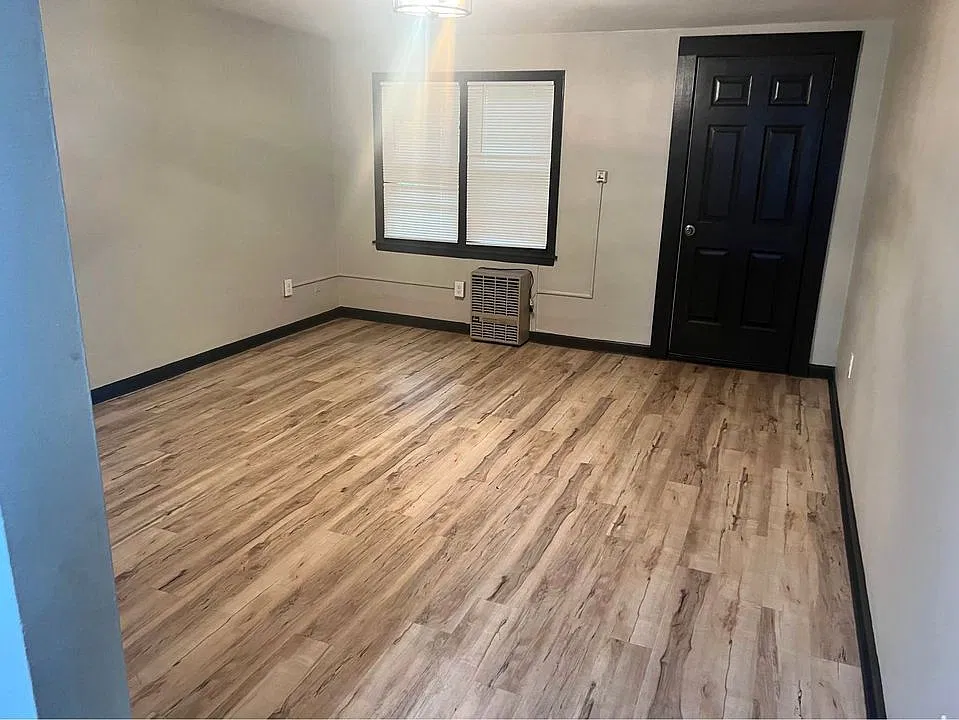 217 North Main St — Photo 3