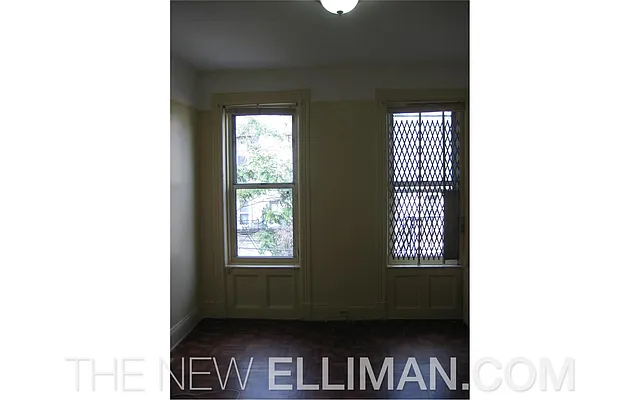 Rented by Douglas Elliman | media 16