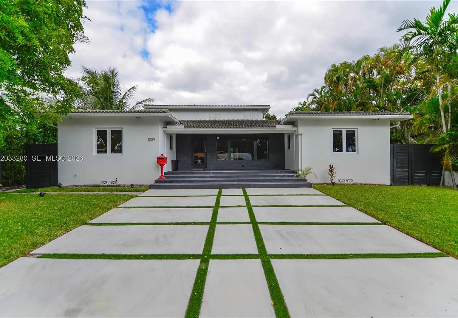 Miami Shores Sec 3 — Photo 1