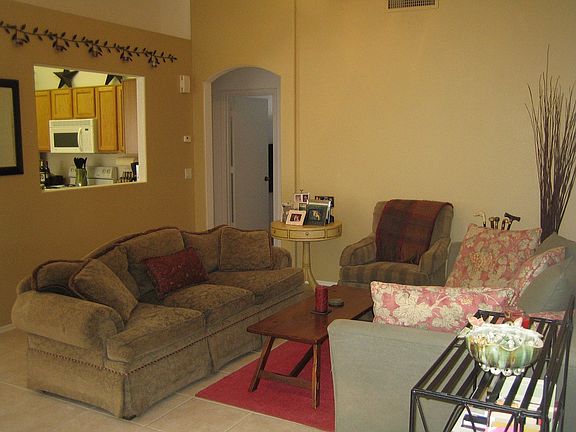 3rd image of 2428 E Morrow Dr