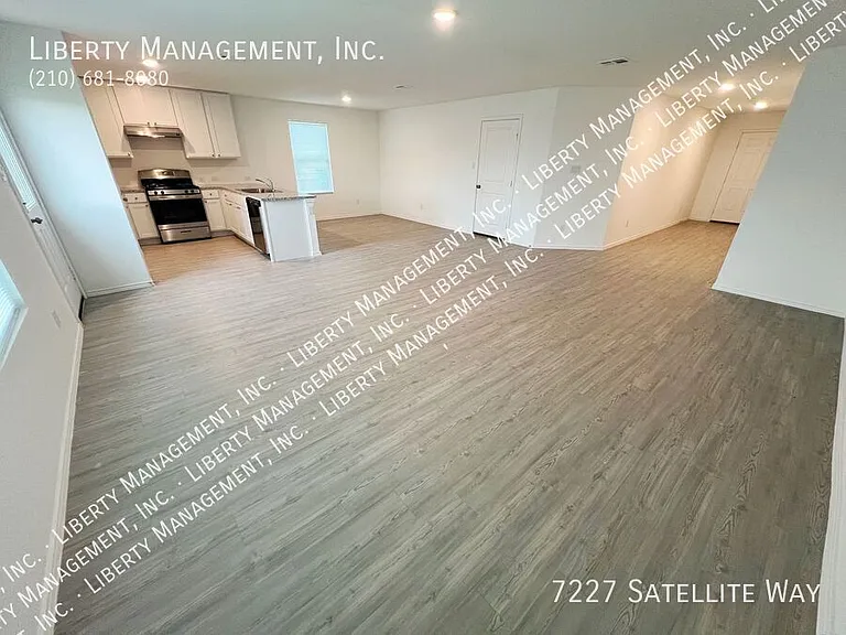 7227 Satellite Way — Photo 15