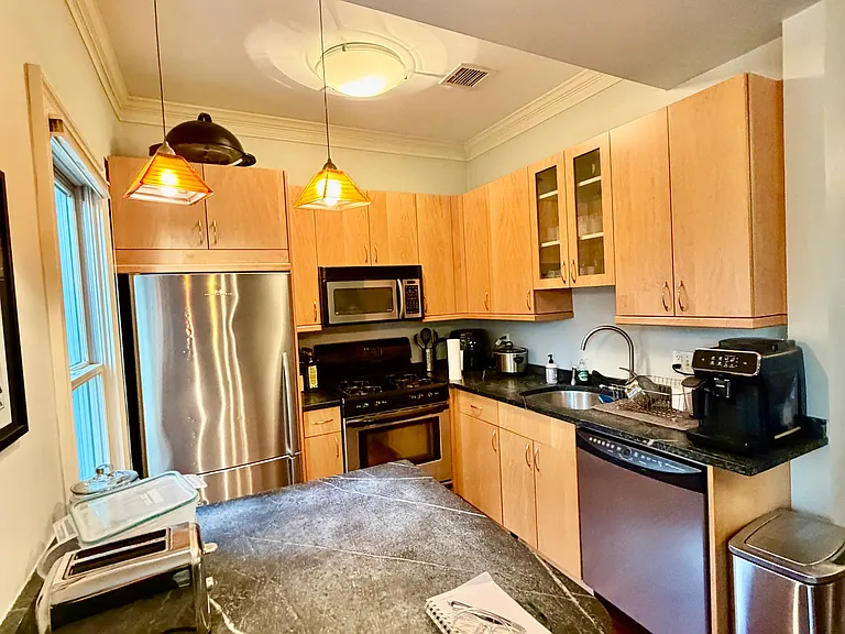 285 Emerson St #2 — Photo 2