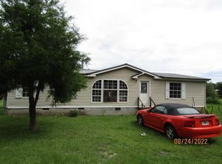 5670 Raccoon Rd, Pelham, GA 31779