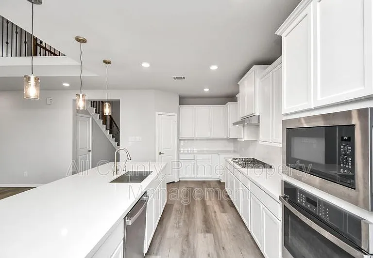 1218 Raburn Run Ln — Photo 11