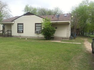 417 W Pleasant Run Rd, Lancaster, TX 75146