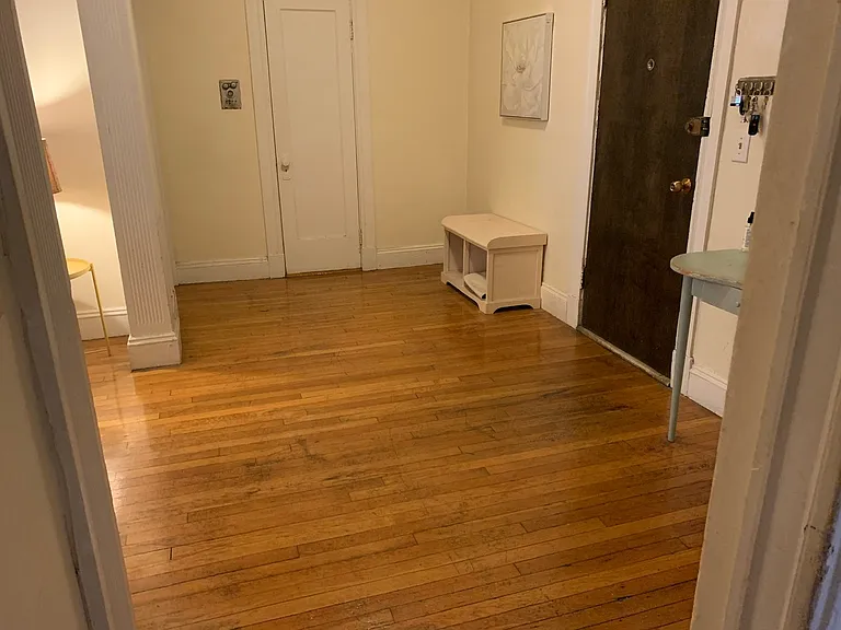 19 Melvin Ave #4 — Photo 4