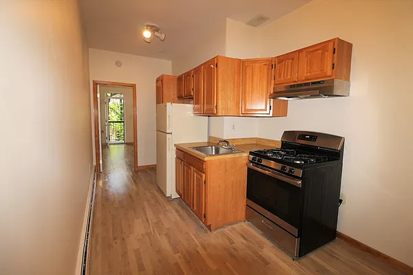 Rented by Compass | media 17