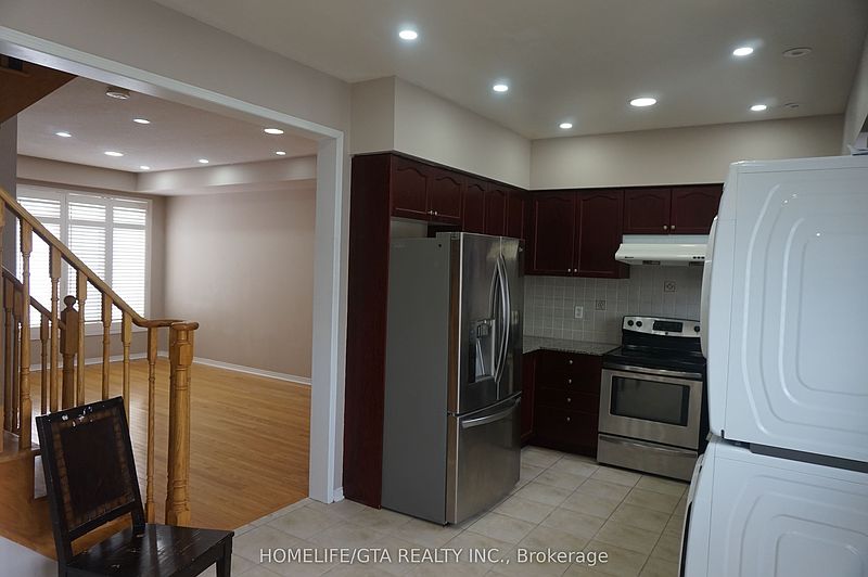 Toronto House for rent - 4 Bedrooms — photo 7