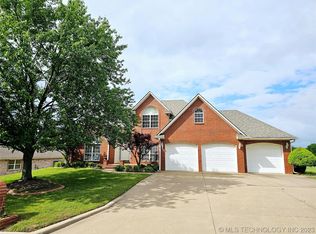 3315 Heritage Dr, Claremore, OK 74019