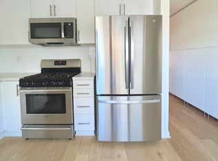 2924 Rowena Ave #6, Los Angeles, CA 90039