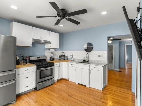 40 Vale St, Roxbury, MA 02119