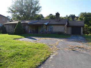 1669 Asheville Rd, Waynesville, NC 28786