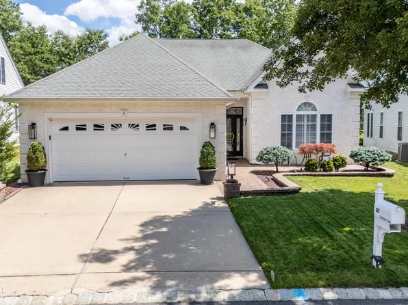 37 Inverness Lane, Jackson, NJ 08527
