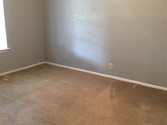 4th image of 1222 S Brazos St #206
