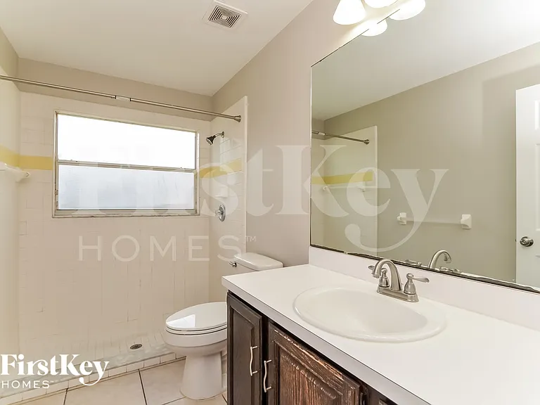308 Forrest Crest Ct — Photo 17