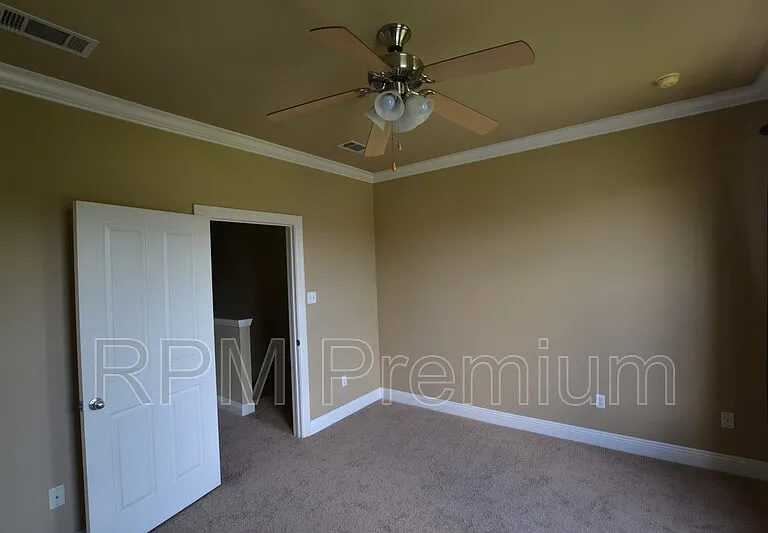 2117 Cypress Hall Aly — Photo 19