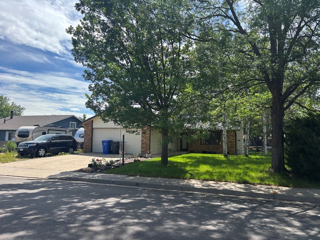 1530 Melissa Dr