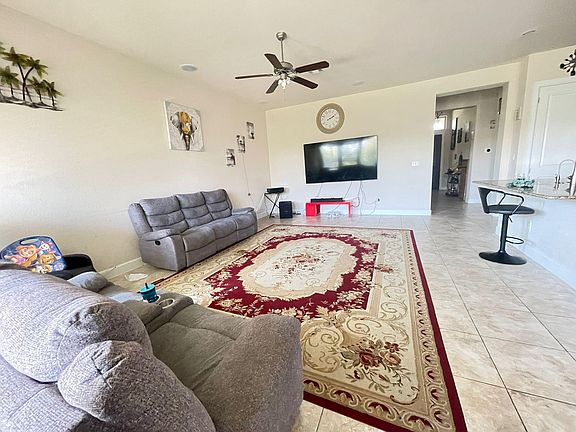 5th image of 2701 Madelena Ct