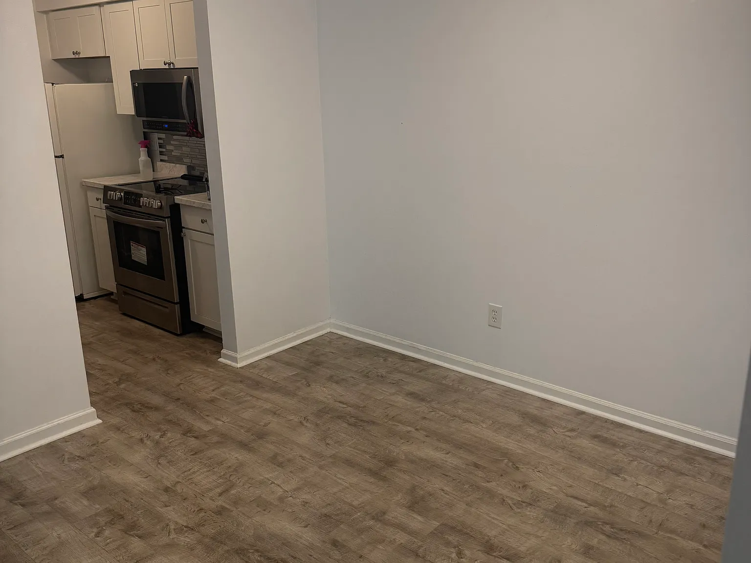 2 bed, 1143 sqft, $1,700 — Photo 4