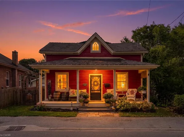 532 Main St, Halton Hills, ON L7G 3S8