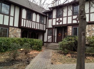 3305 Whittier Ct, Mahwah, NJ 07430
