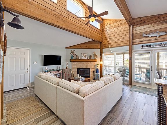 5th image of 22028 Deaf P Smith Dr