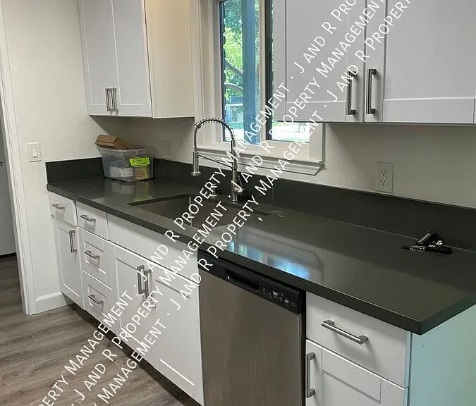 7515 Alma Vista Way — Photo 6