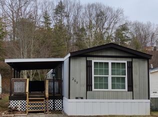 265 Valley View Dr, Oakdale, PA