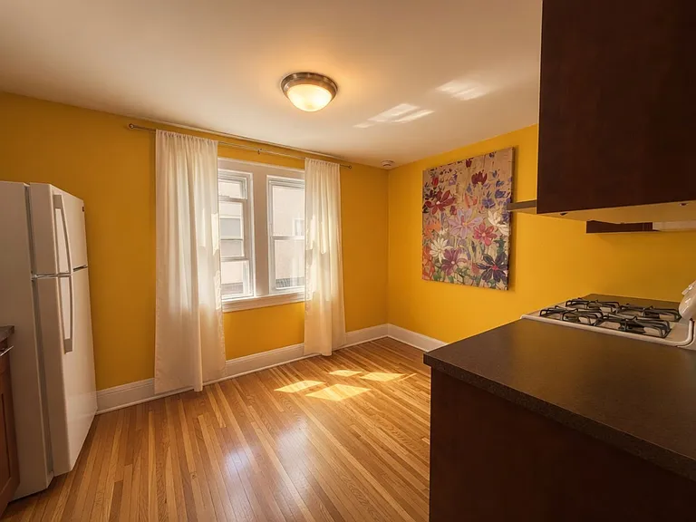 3342 Humboldt Ave N #2 — Photo 5