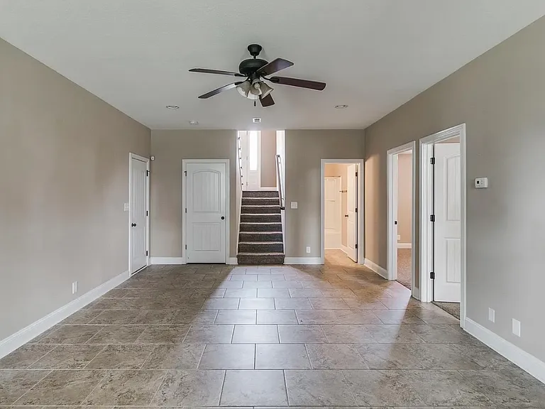 1132 Henry Place Blvd — Photo 14