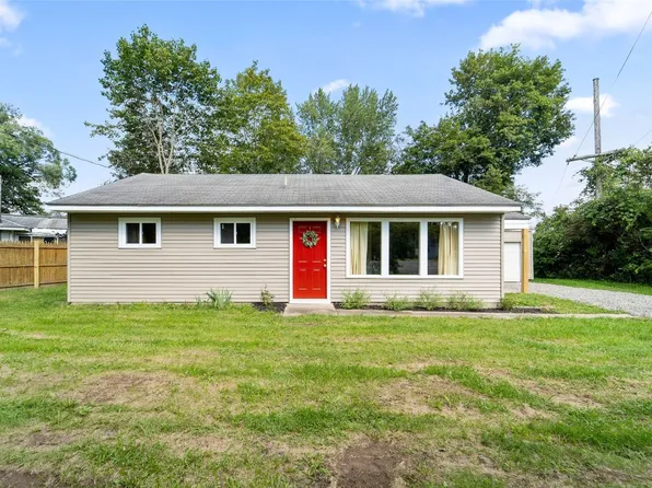 3 Cooper Rd, Apalachin, NY 13732