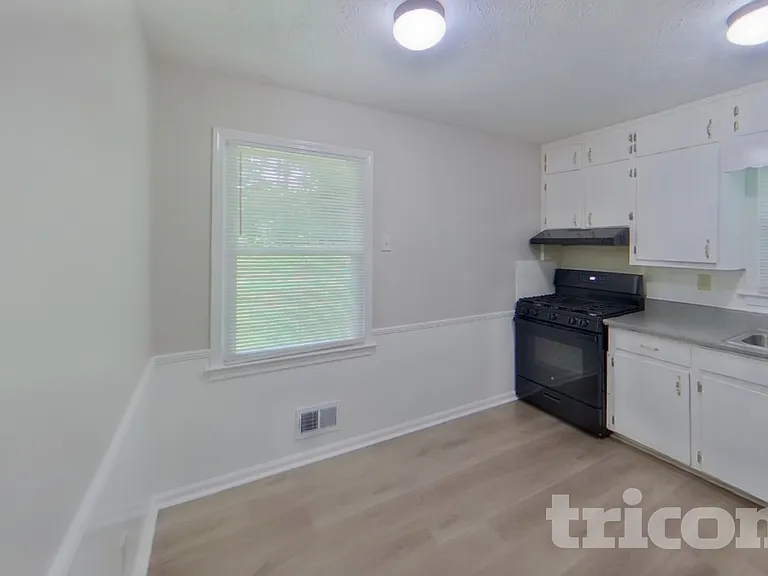 1763 Lamancha Dr — Photo 6