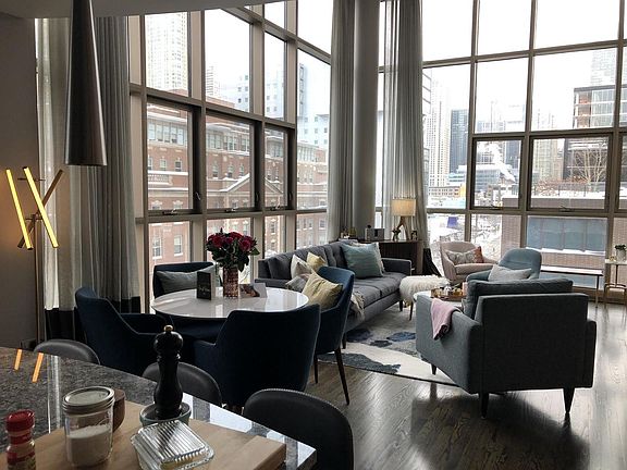 2nd image of 150 W Superior St #504