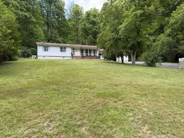 6975 Slate Creek Rd, Grundy, VA 24614