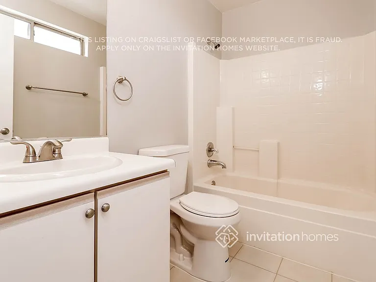 15901 W Elm St — Photo 12