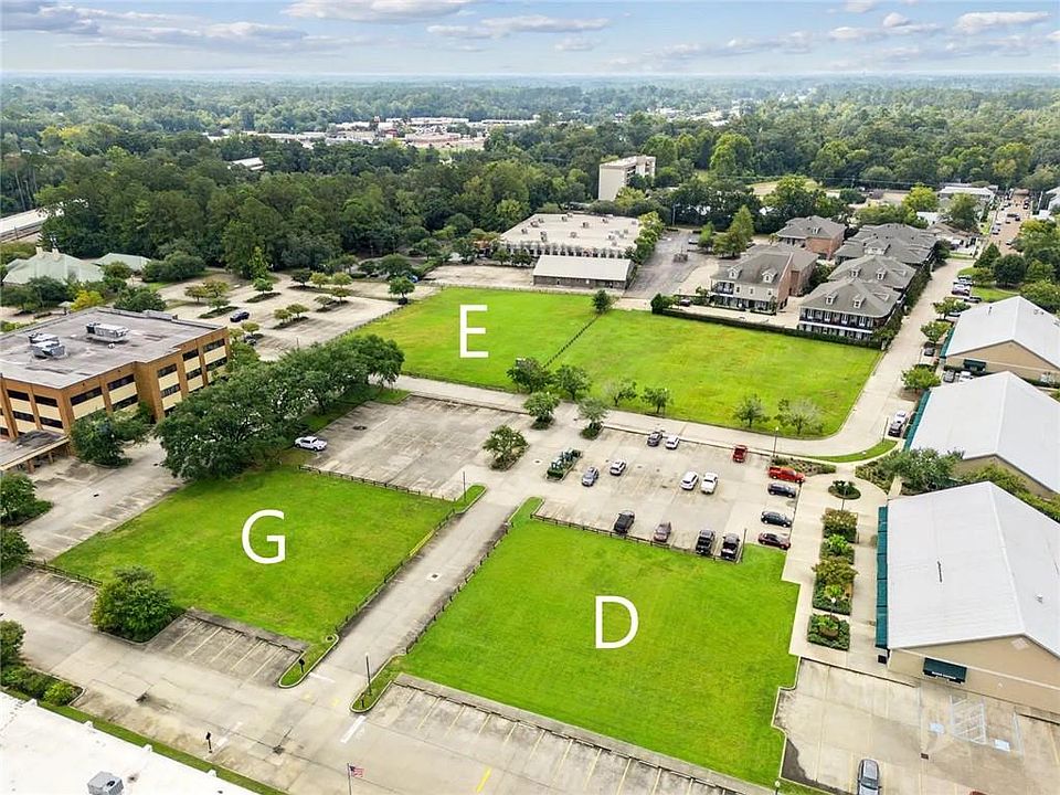 1st image of 5100 Village Walk