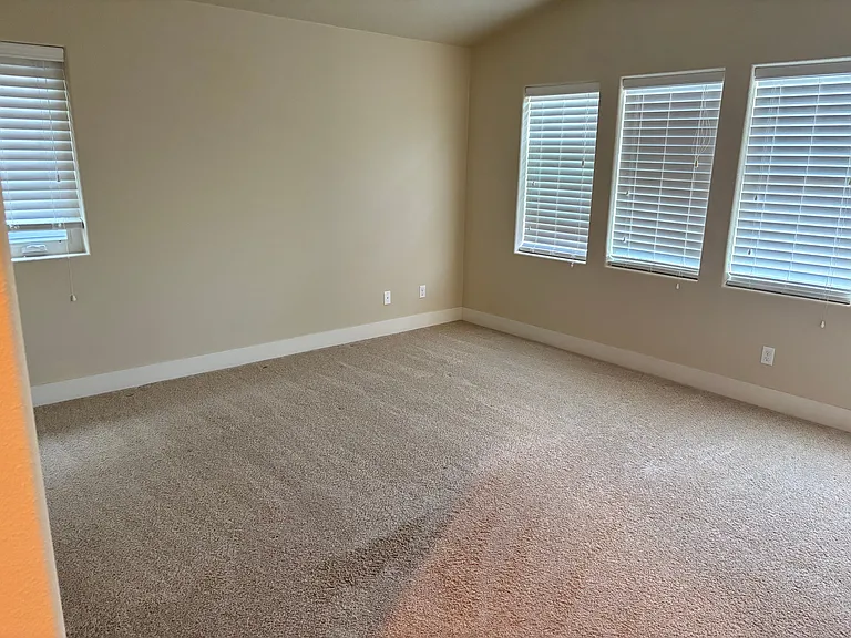 14319 SW Rancher Ln — Photo 8
