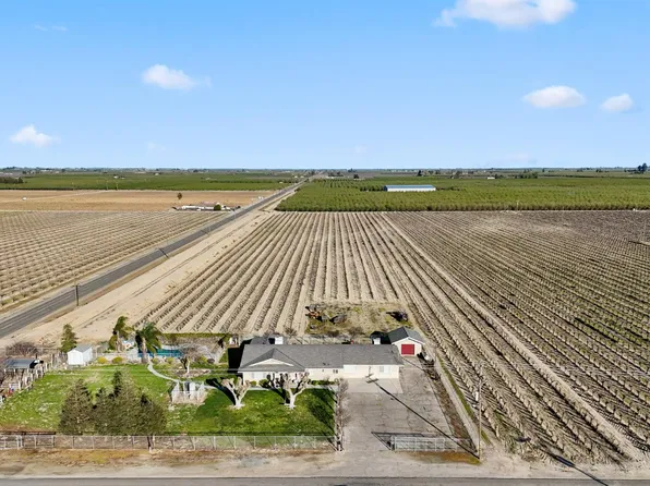 2938 N Trinity Ave, Kerman, CA 93630