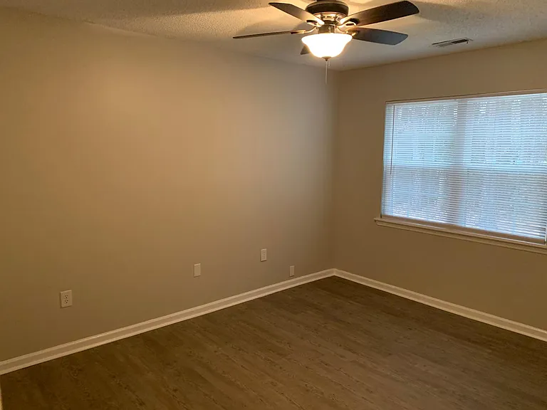 13814 Faversham Ct — Photo 16