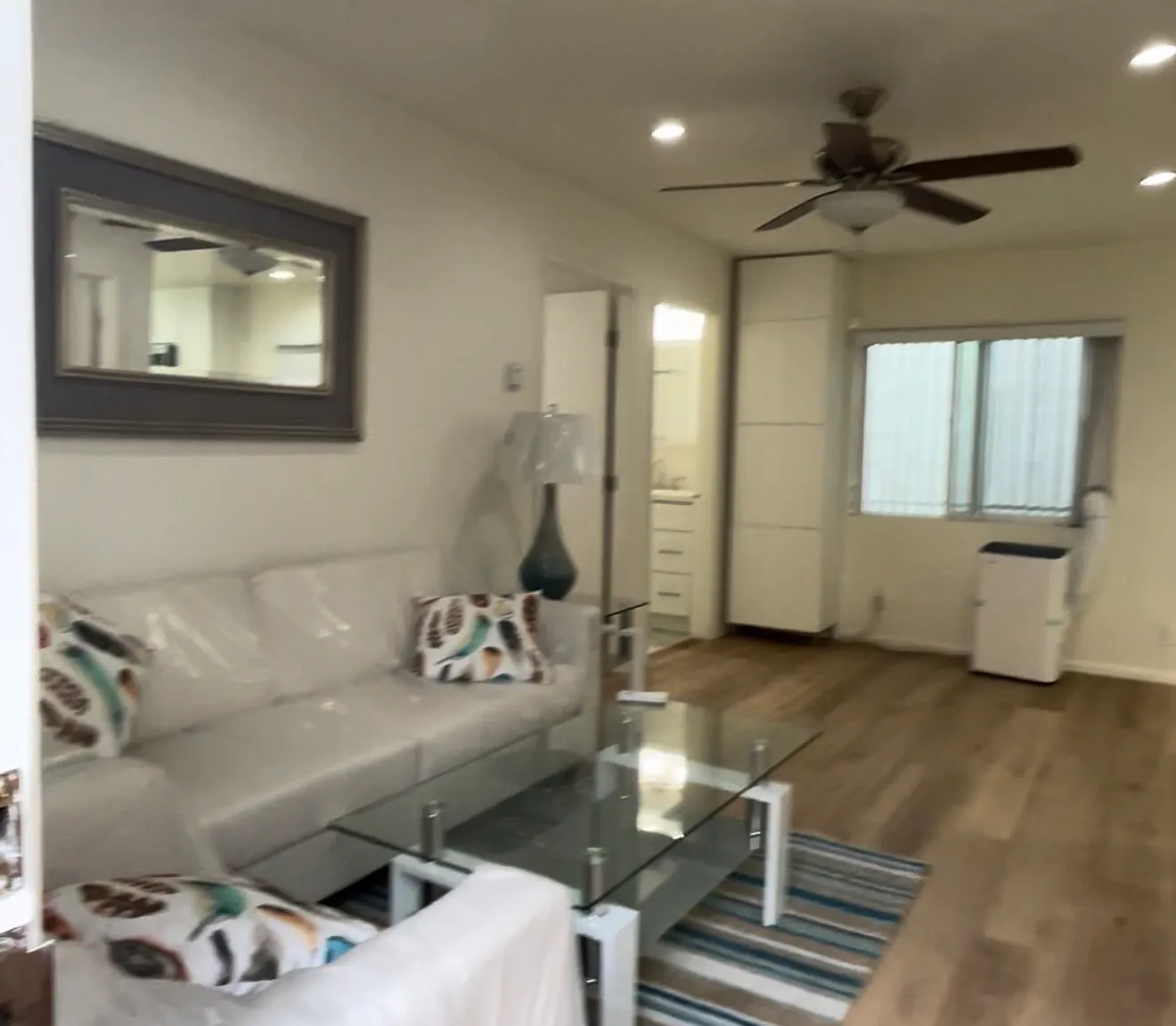 2 bed, 700 sqft, $2,850 — Photo 2
