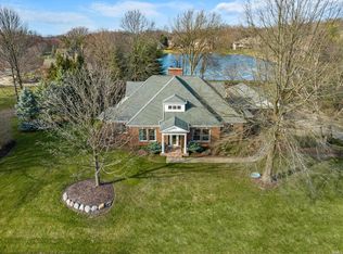 3365 Deer Lake Dr, South Bend, IN 46614