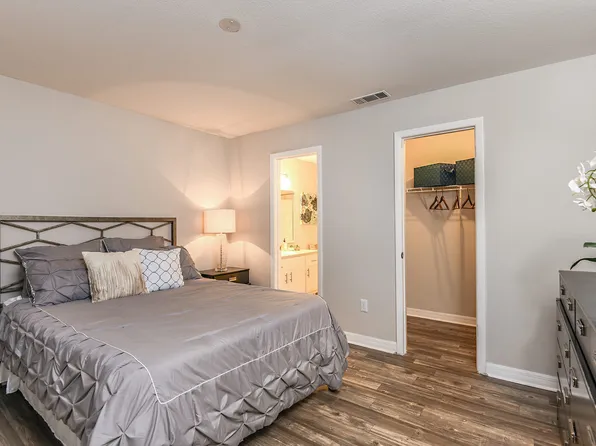 Fourteen01 Apartments