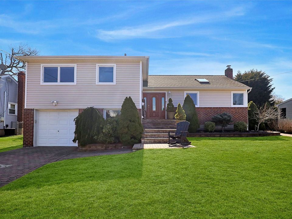 61 Richard Place, Massapequa Park, NY 11762 Zillow